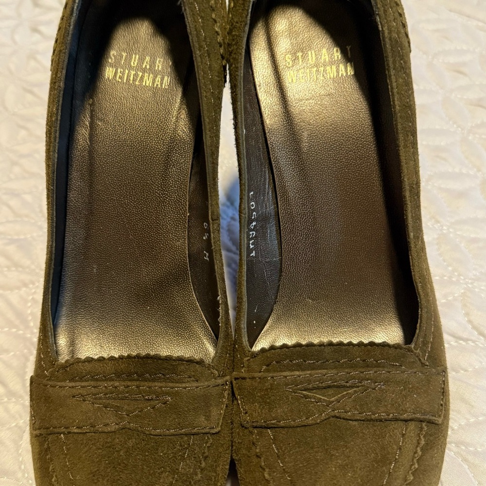 Stuart Weitzman Suede Round Toe Pumps